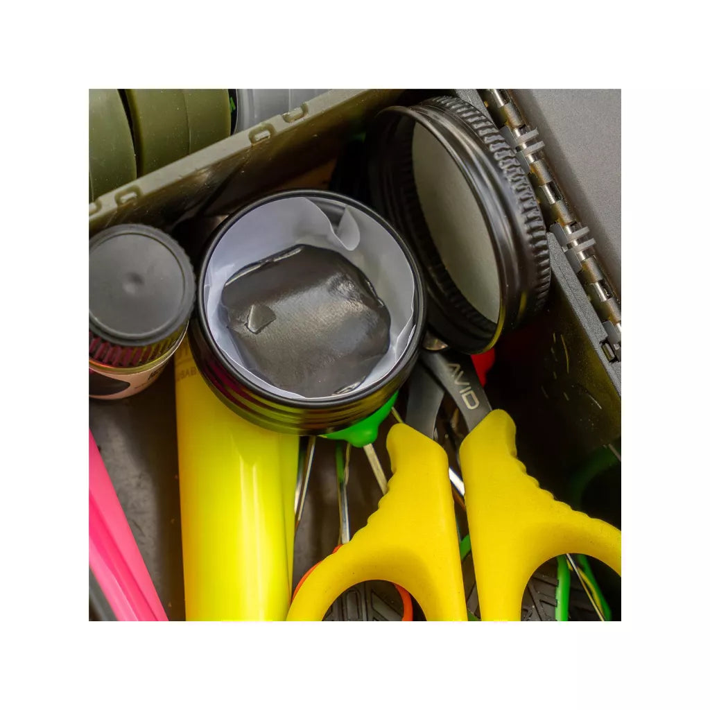 Avid Outline Tungsten GripTek Putty