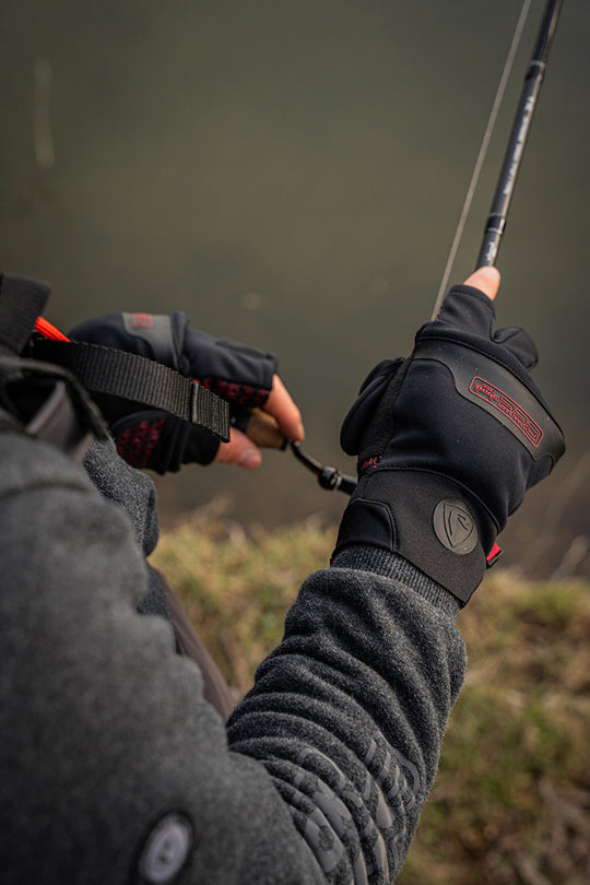 Fox Rage Fingerless Mitten Gloves