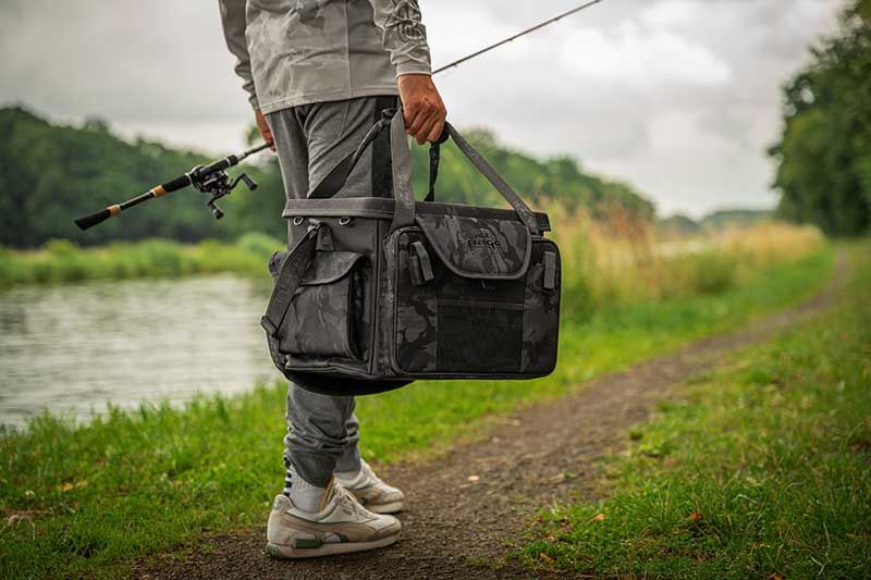 Fox Rage Camo Voyager Moulded XL Carryall
