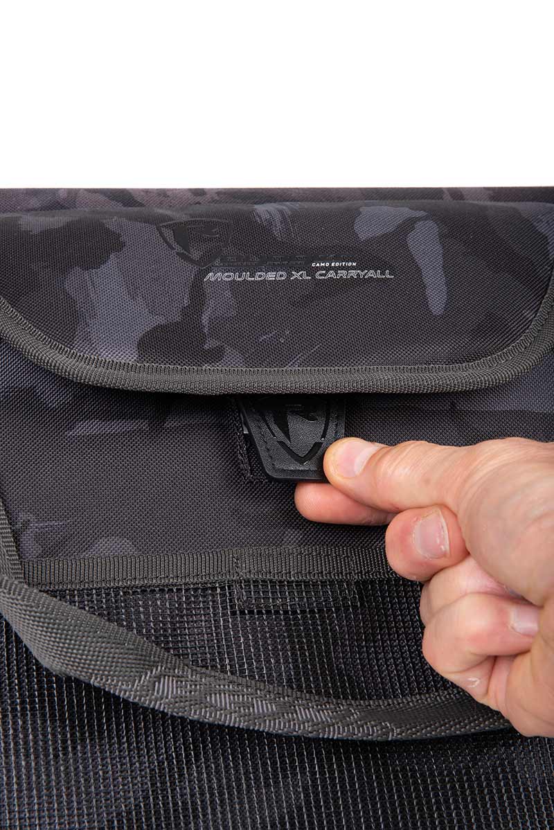 Fox Rage Camo Voyager Moulded XL Carryall