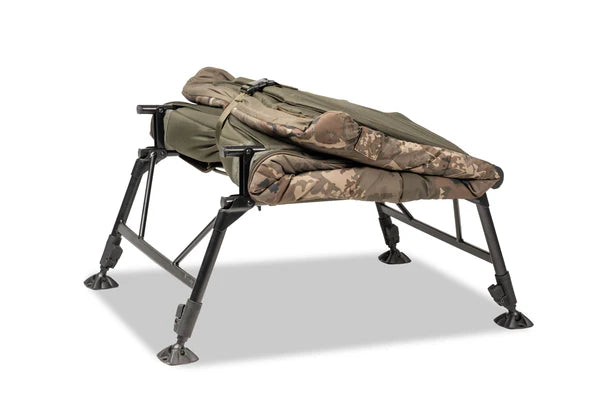 Nash Indulgence 4 Leg Junior Sleep System Camo