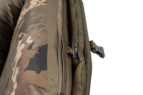 Nash Indulgence 4 Leg Junior Sleep System Camo