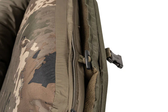 Nash Indulgence 4 Leg Junior Sleep System Camo