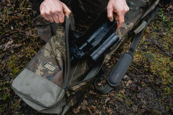Nash Subterfuge Bushwhacker & Prodding Stick Bag