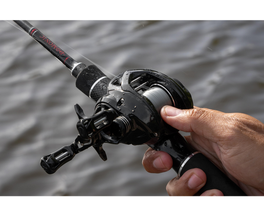 Zebco Demonic All Black Baitcaster 150 LHW